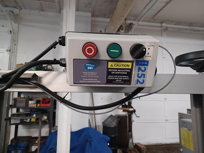 Used Wexxar Bel 252 case sealer and closer
