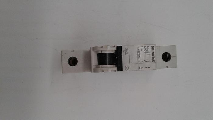 Used Allen-Bradley 1489-M1D040