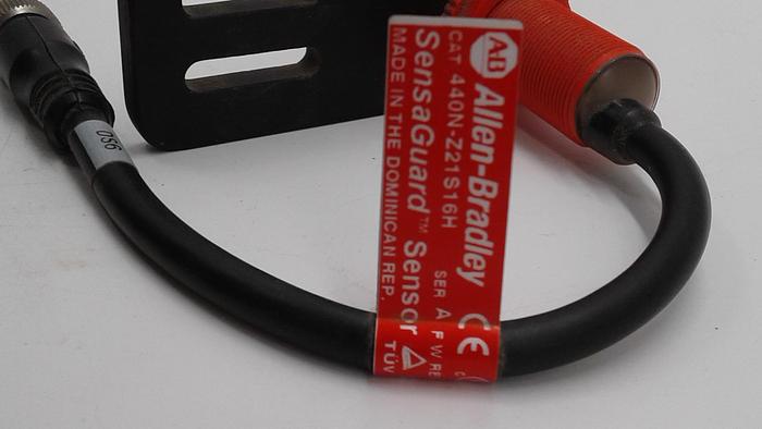Used Allen-Bradley SensaGuard 440N-721516H
