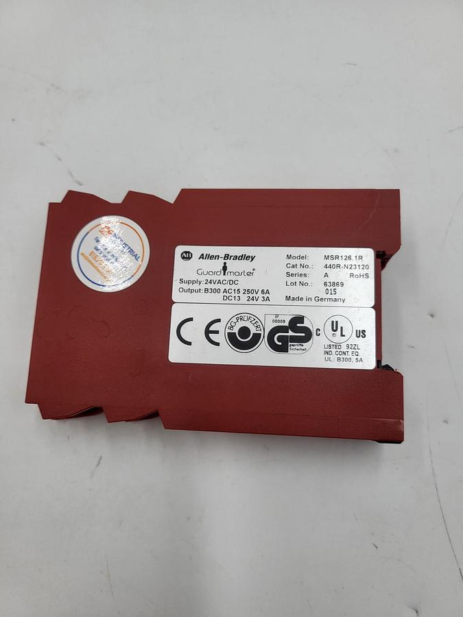 Used Allen-Bradley Guard Master Safety Relay MSR126.1R 440R-N23120