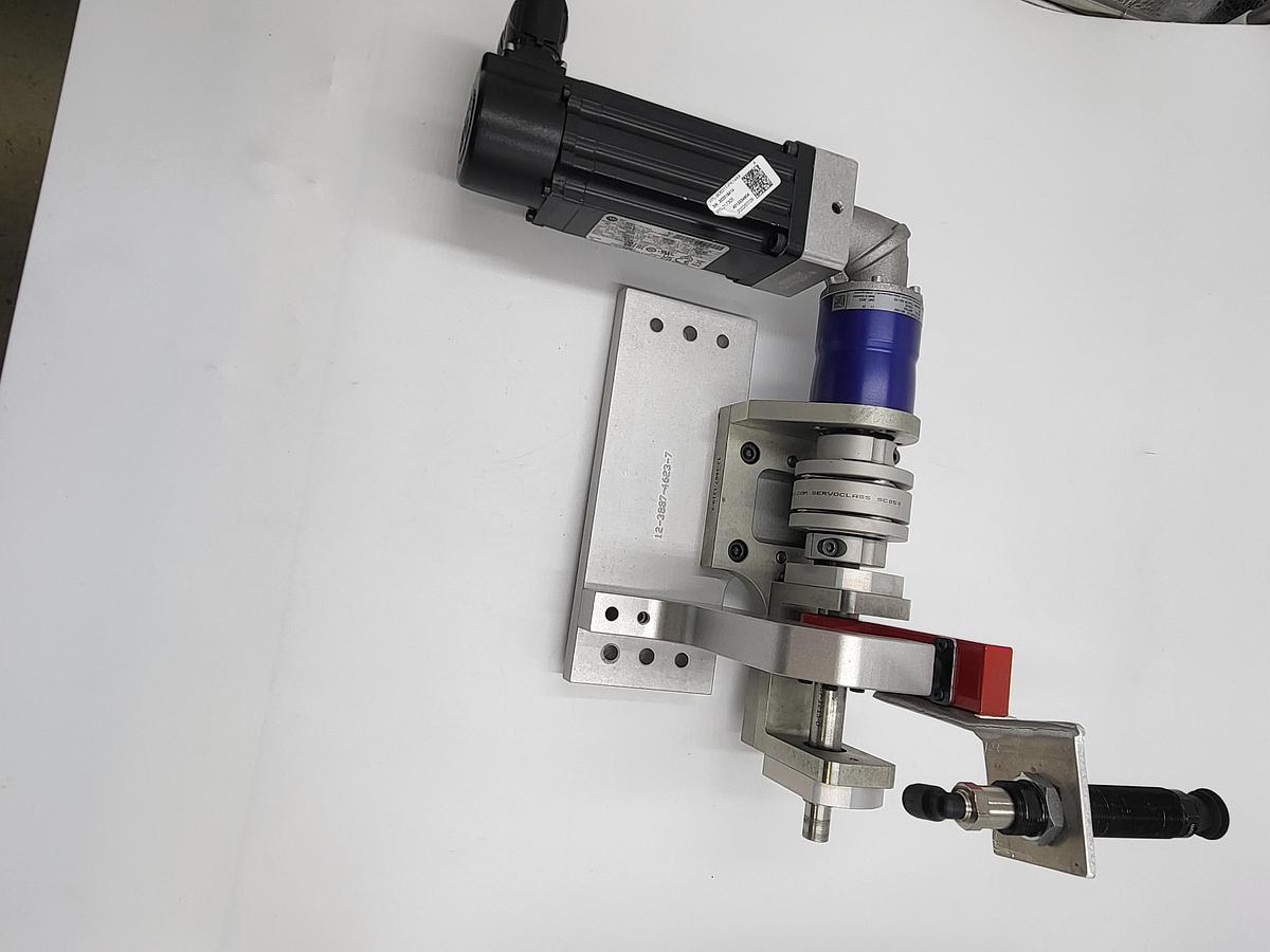 Used AB .42 HP servo motor VPL-B0631T-PK14AA & Wittenstein right angle gearbox NPK 005S-MF3-25 & Servoclass SC050R coupling