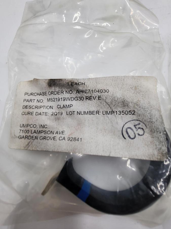 UMPCO Snug-Fit Vibration-Damping Loop Clamp, Aluminum with Neoprene Cushion, 1-7/8" ID *NEW*