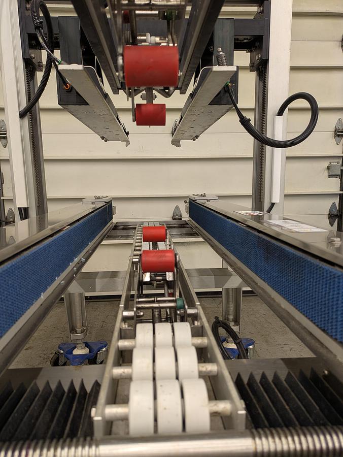 Used Wexxar Bel 252 case sealer and closer