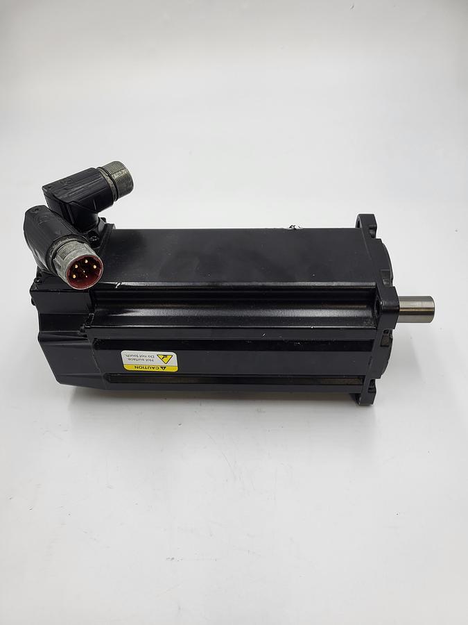 Used Allen Bradley MPL-B430P-MK74AA Servo motor