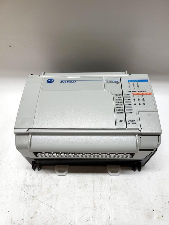 Allen-Bradley 1764-24BWA overall