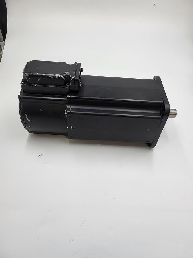 Used REXROTH Indramat MKD07B-061-KP0-KN servo motor