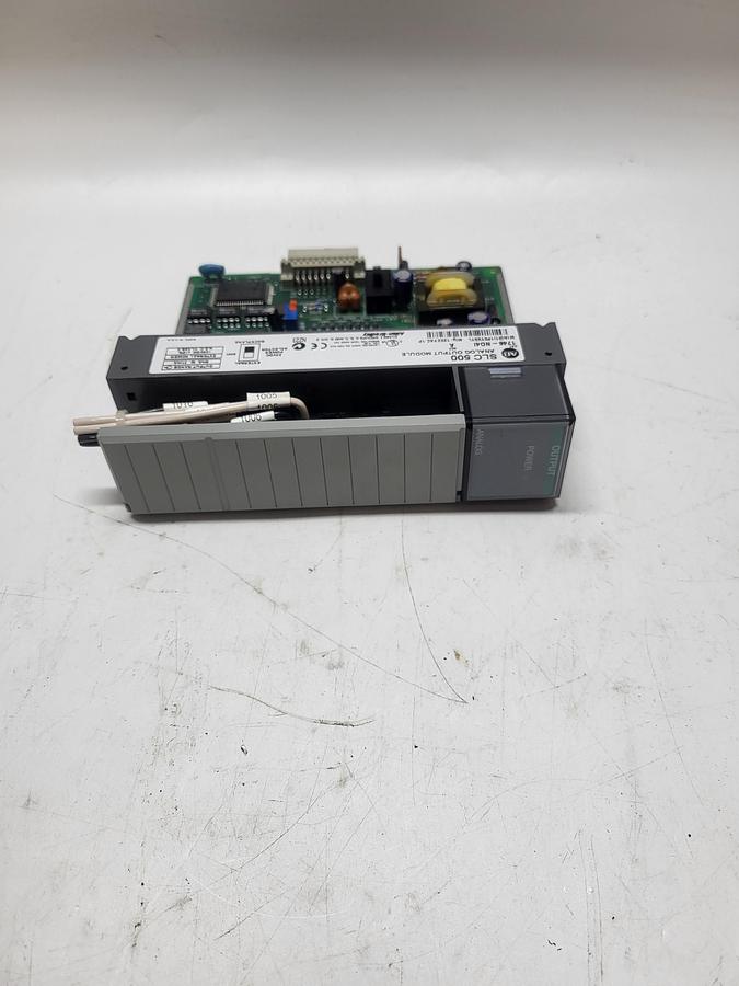 Used Allen-Bradley SLC500 Analog Output Module 1746-N04I Ser.A