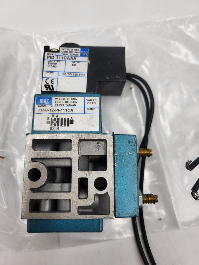 Used MAC PID-111CAAA  solenoid valve & 714C-12-PI-111CA electrically actuated, 4-way, 2-position single operator solenoid valve