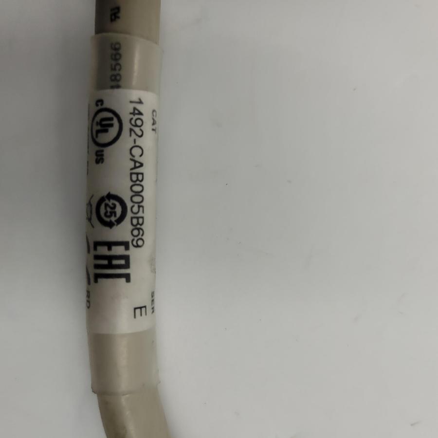 Used Allen Bradley 1492-CAB005B69 Connection Products, Digital Cable,0.5 m (1.64 ft) Pre WIRED DISC