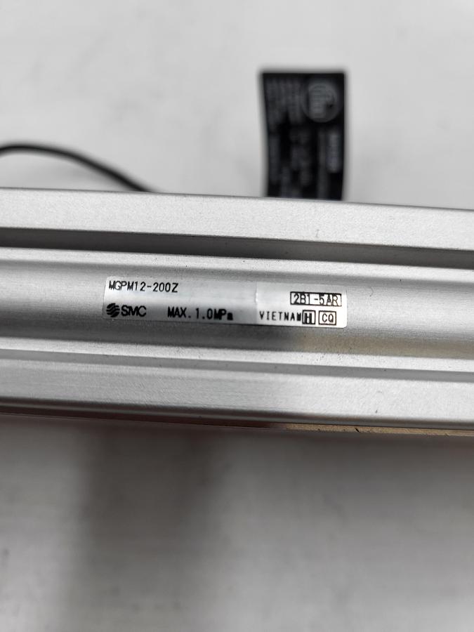 Used SMC MGPM12-200Z cyl, compact guide, slide brg