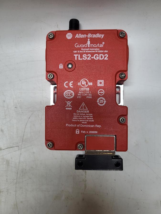 Allen-Bradley Guard Master TLS2-GD2 NEW! *not in box*