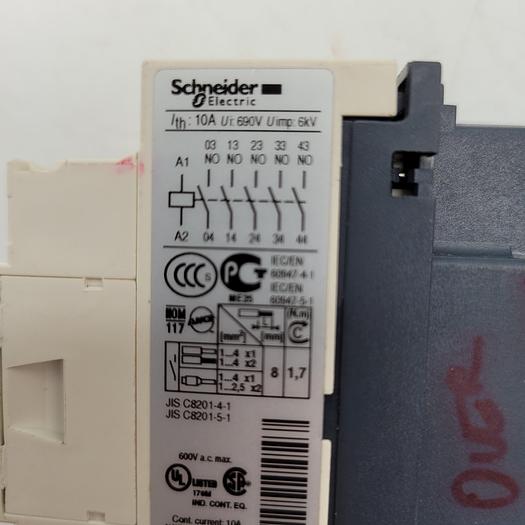 Used Schneider Electric CAD50BD Control Relay
