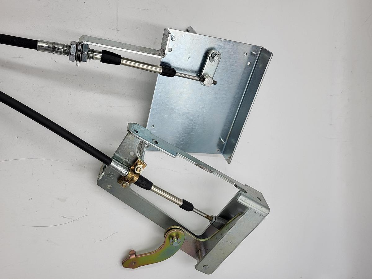 Allen Bradley 194R-FC04 Disconnect Switch cable mechanism *NEW*