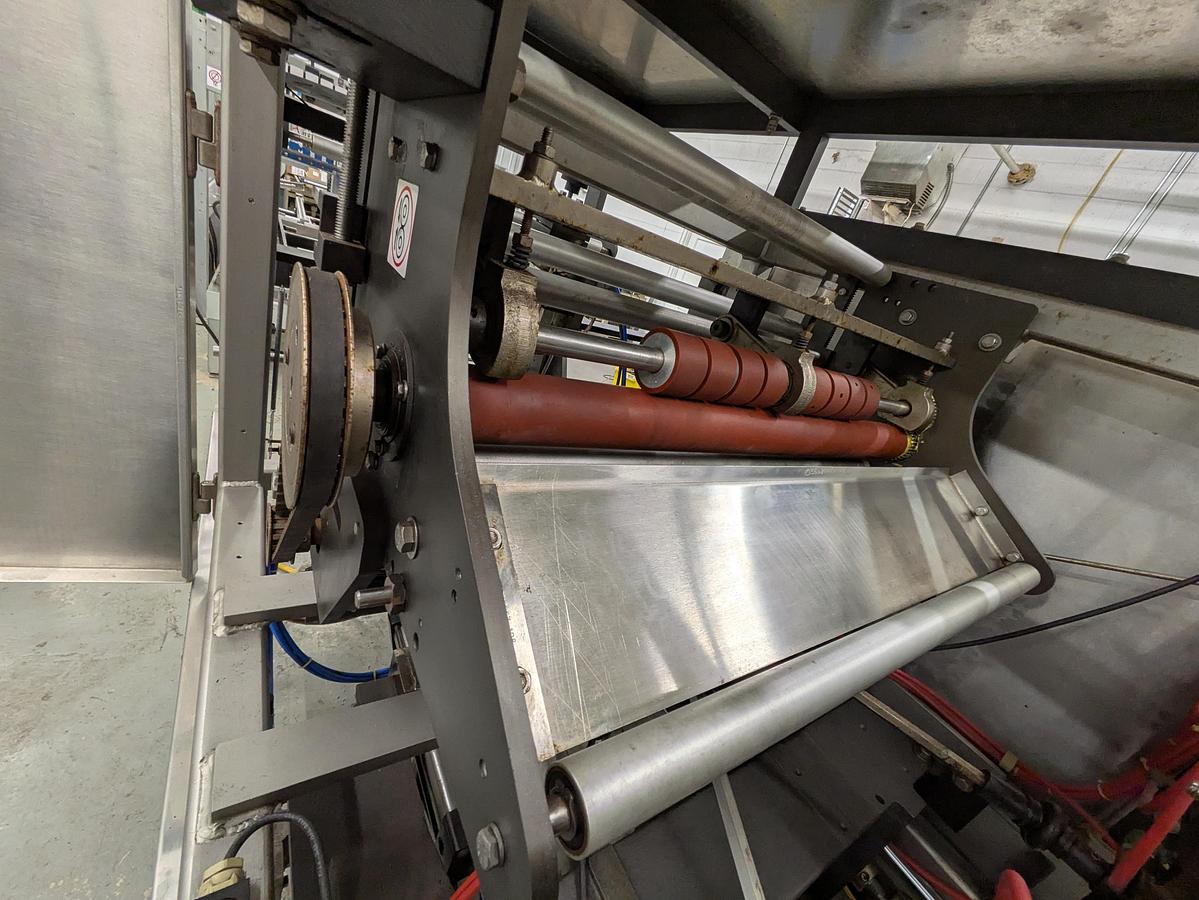 Used Hayssen 12-16HR form and fill bagger