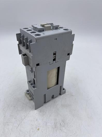 Allen-Bradley 100-C23Z*10 Ser C