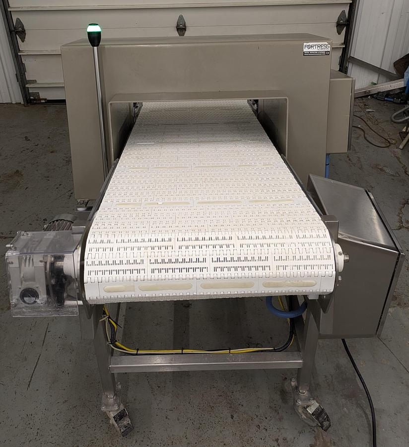 Used Fortress phantom, metal detector, stainless conveyor