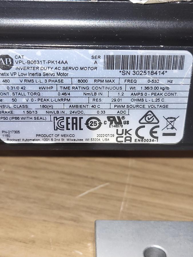 Used AB .42 HP servo motor VPL-B0631T-PK14AA & Wittenstein right angle gearbox NPK 005S-MF3-25 & Servoclass SC050R coupling