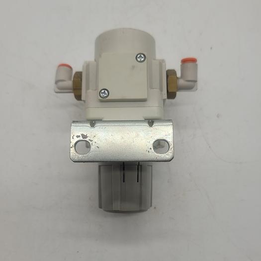 Used SMC AR30K-N038E-Z-8