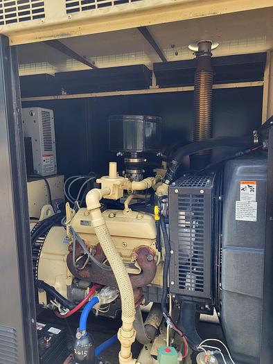 Used Kohler 30RZD 33KW Single phase 138 amp 120/240v natural gas/ propane generator