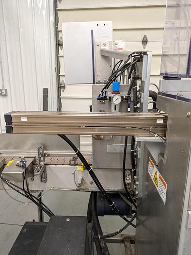 Used Bosch Doboy 840E carton closer