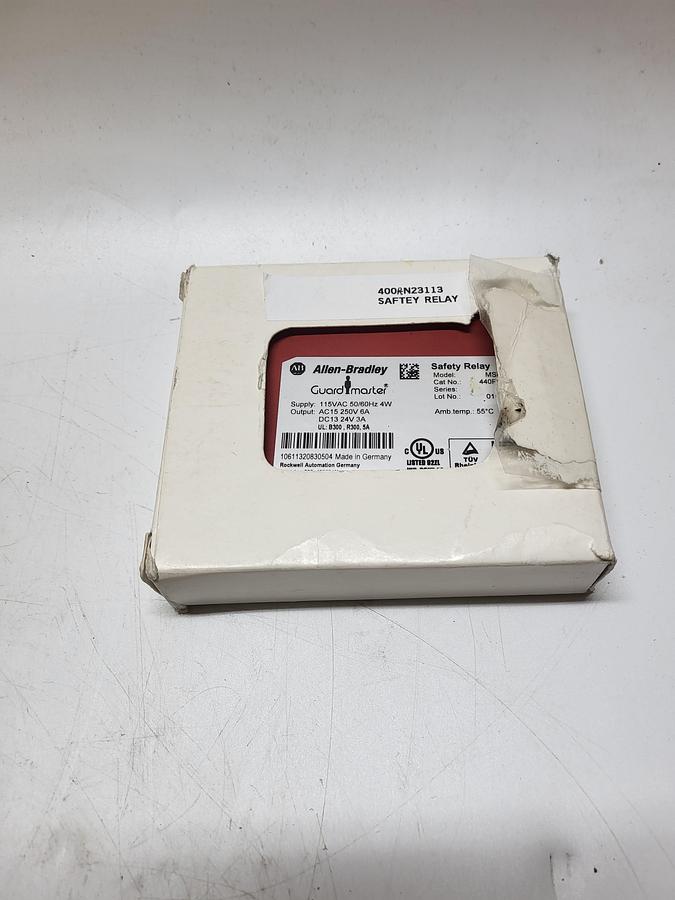 Allen-Bradley Guard Master Safety Relay MSR126.1T 440R-N23113