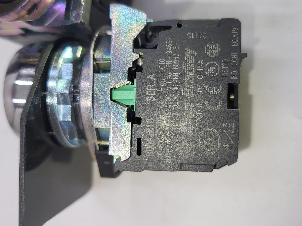Used Allen Bradley Blue Push Button 800FM-LE3 contact blocks 800F-X10 & 800F-N3W