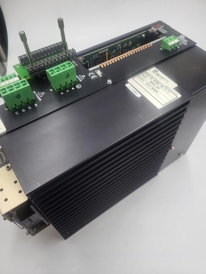 Used Pacific Scientific SCE905-001-01A (or SCE905-001-01 A) digital brushless servo drive e-144891