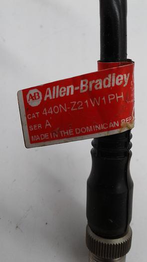 Used Allen-Bradley 440N-Z21W1PH Guard Master 