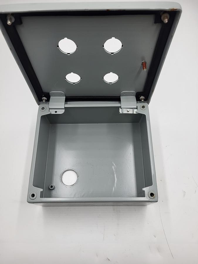Used Hoffman E4SPBG sealed enclosure box 6" x 7" x 2-3/4"