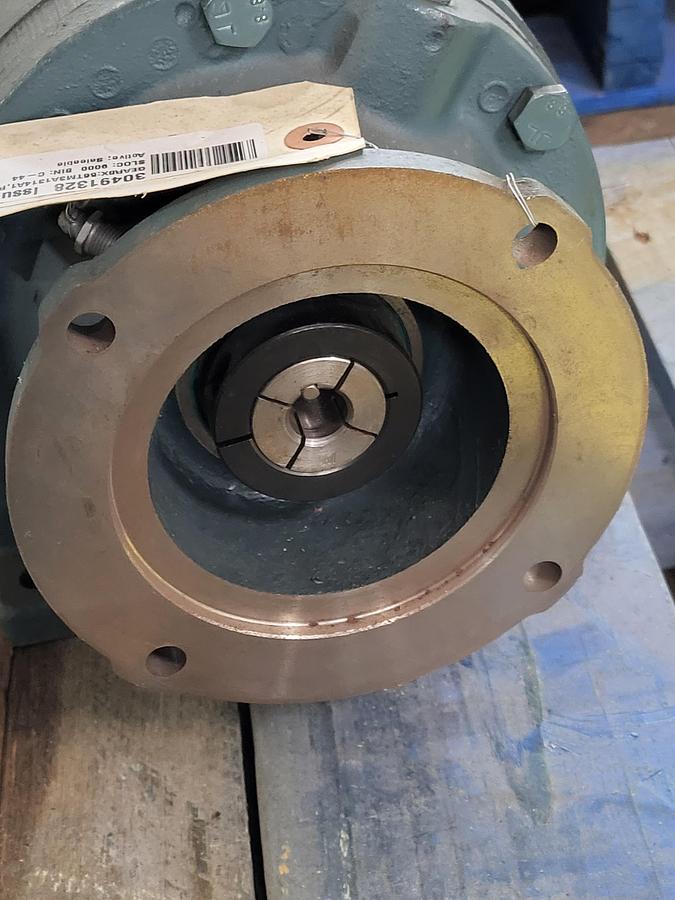 DODGE IN LINE GEAR BOX M678024003EF 6079463-64-FS SIZE: 56-TM3A-31.4