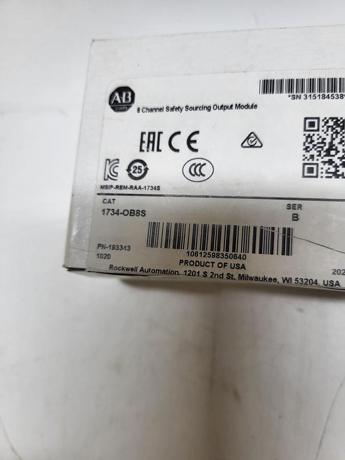Allen-Bradley 8 Channel Safety Sourcing Output Module 1734-OB8S Ser.B