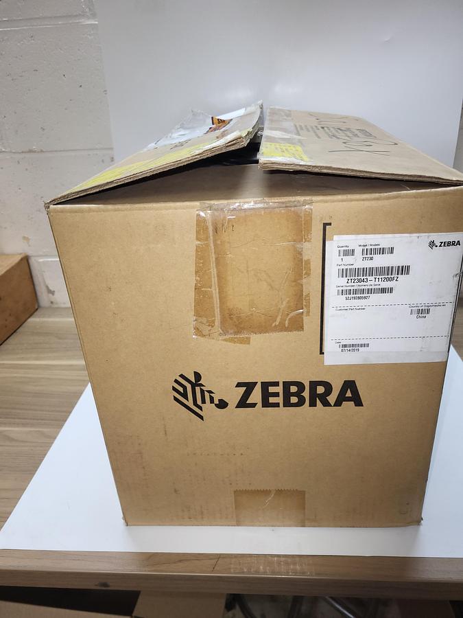 Zebra ZT23043-T11200FZ NEW in box