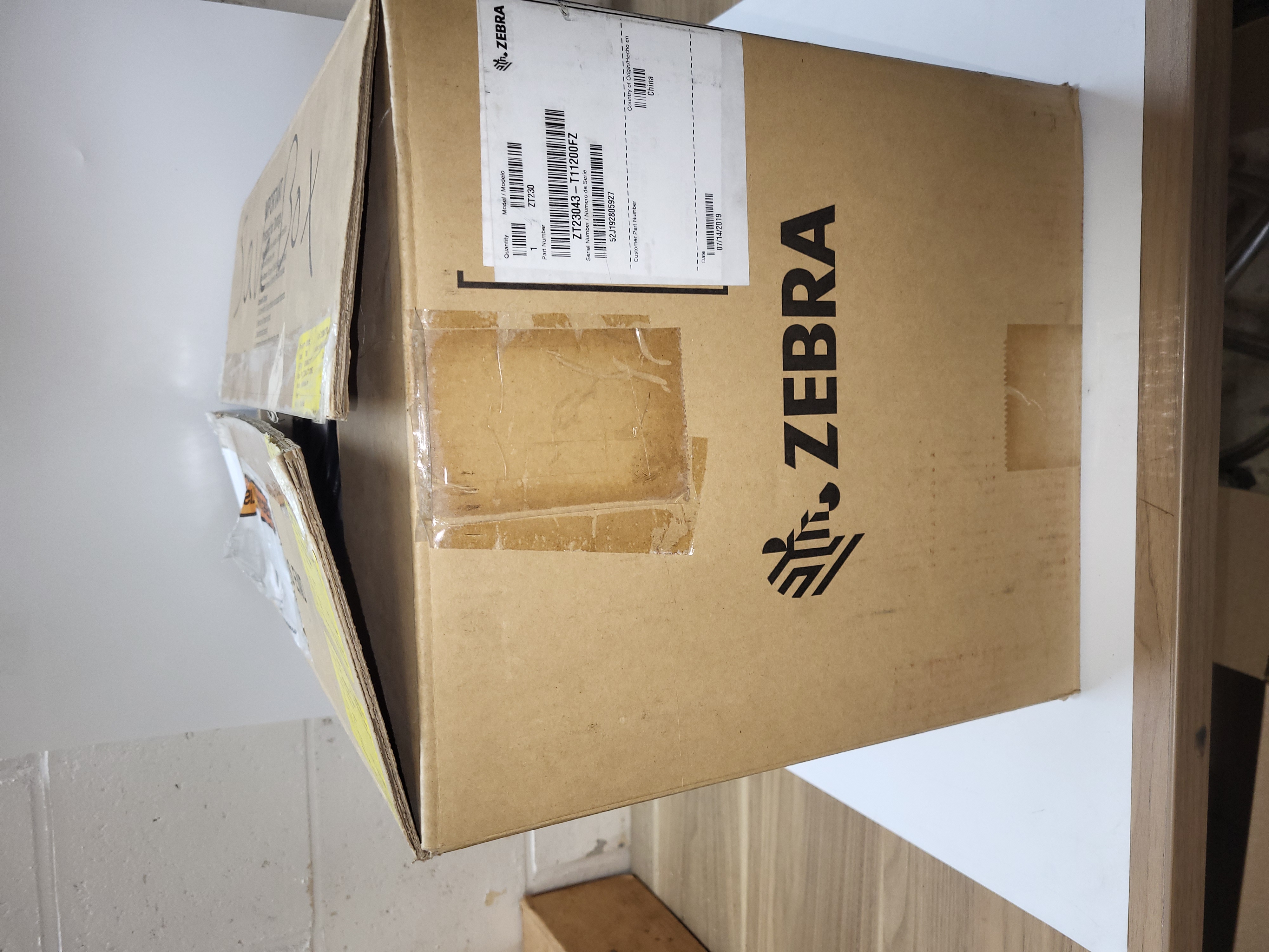 Zebra ZT23043-T11200FZ NEW in box