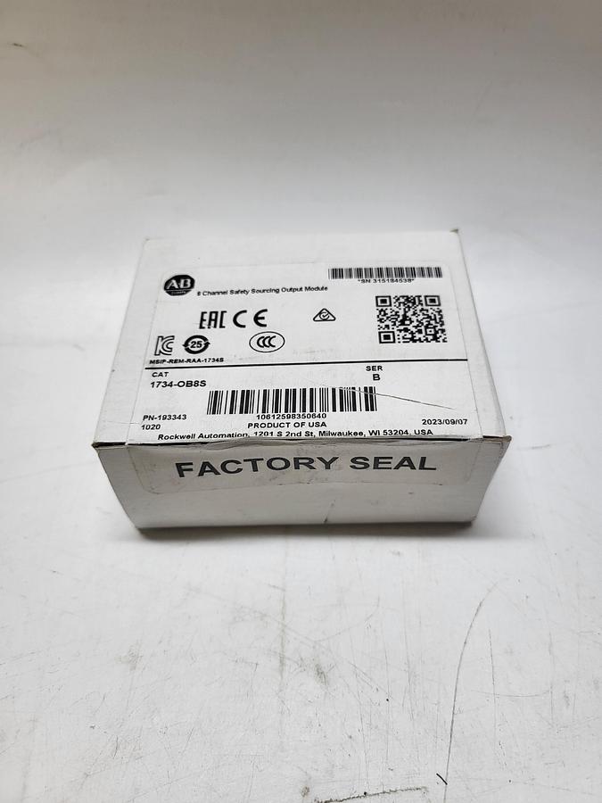 Allen-Bradley 8 Channel Safety Sourcing Output Module 1734-OB8S Ser.B