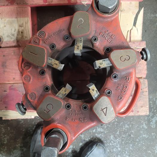 Used Ridgid Model 141 cutting head 2-1/2" dies