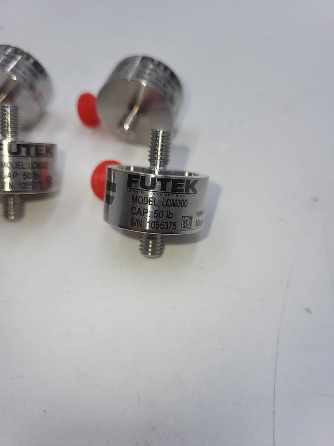 FUTEK LCM300 Tension and Compression Threaded In Line