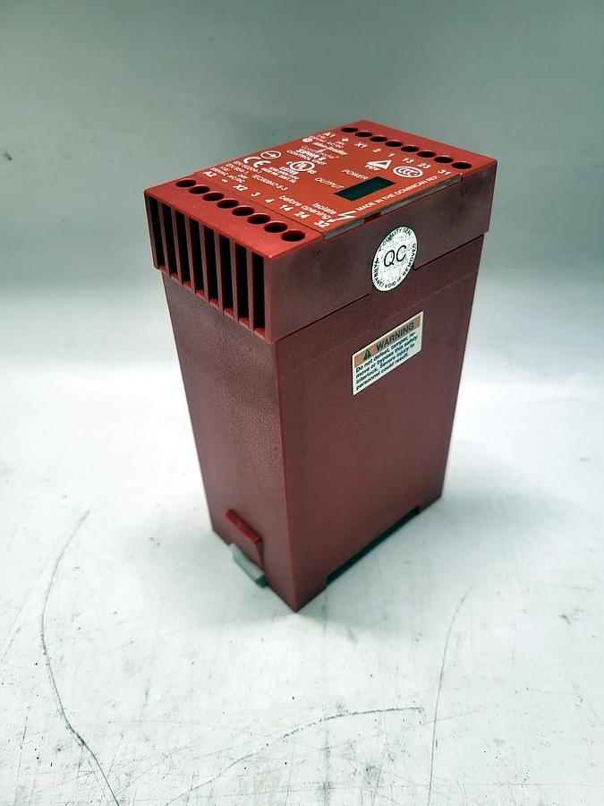 Allen-Bradley 440N-S32021 overall