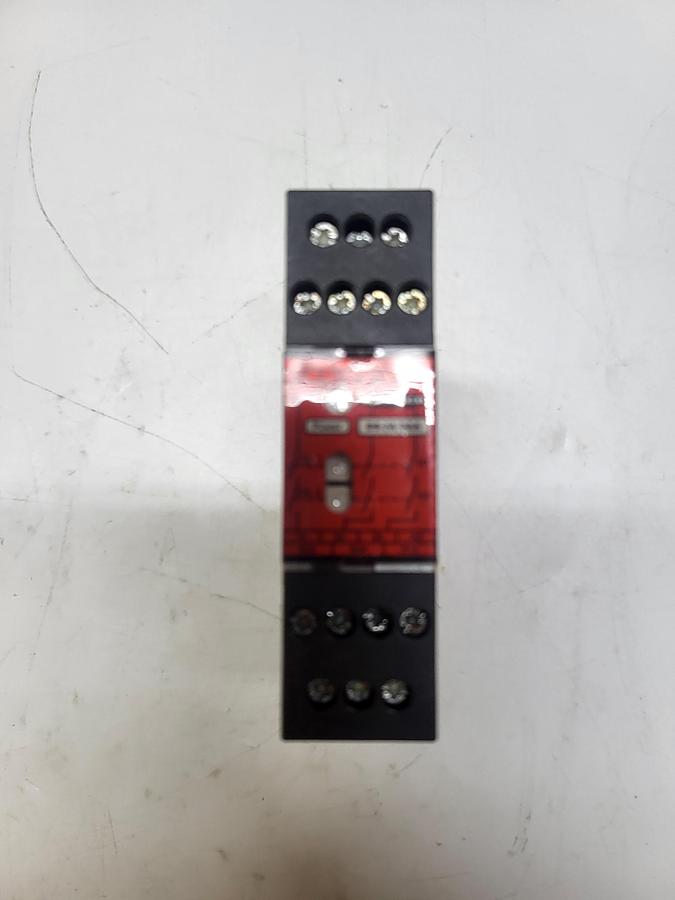 Used Banner ES-FA-9AA Specification Safety Relay