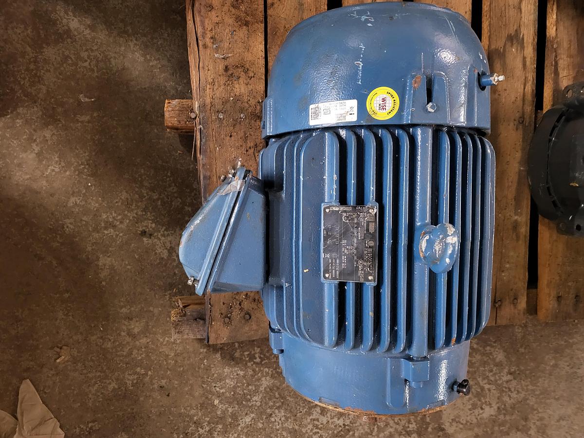 Used WEG 460V 3 PH 213/5TC frame 1765 RPM IP55 Model: 11431991