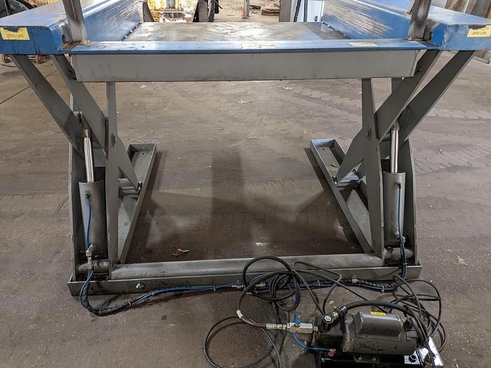 Used Hydraulic lift platform, scissor lift