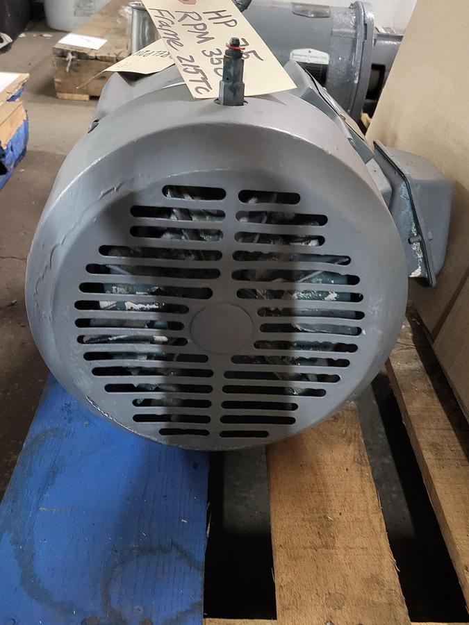 Used Reliable Electric 7.5 HP motor 230/460 v TEFC 215TC frame Model P21G1103H TRI-FLO stainless Pump C216MB21T-S