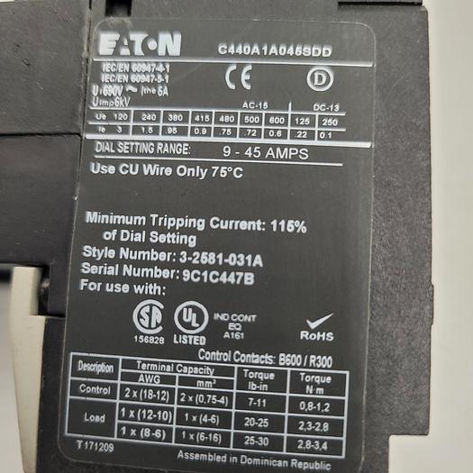 Used EATON C440A1A045SDD motor protector / 9 - 45A electronic overload relay