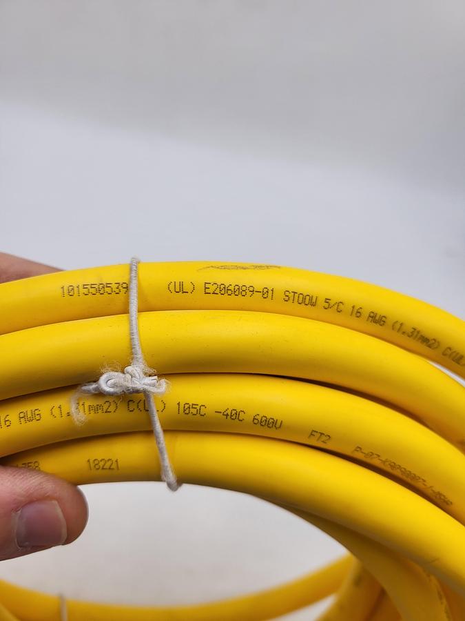 Turck yellow 5 meters long 5 pin CORDSET CABLE 101550539 / E206089-01 / 90 deg. end Stoow 5/C