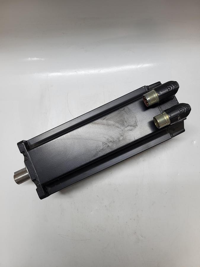 Allen-Bradley MPL-B4560F-VIJ74AA Ser.A NEW! *Not in Box*