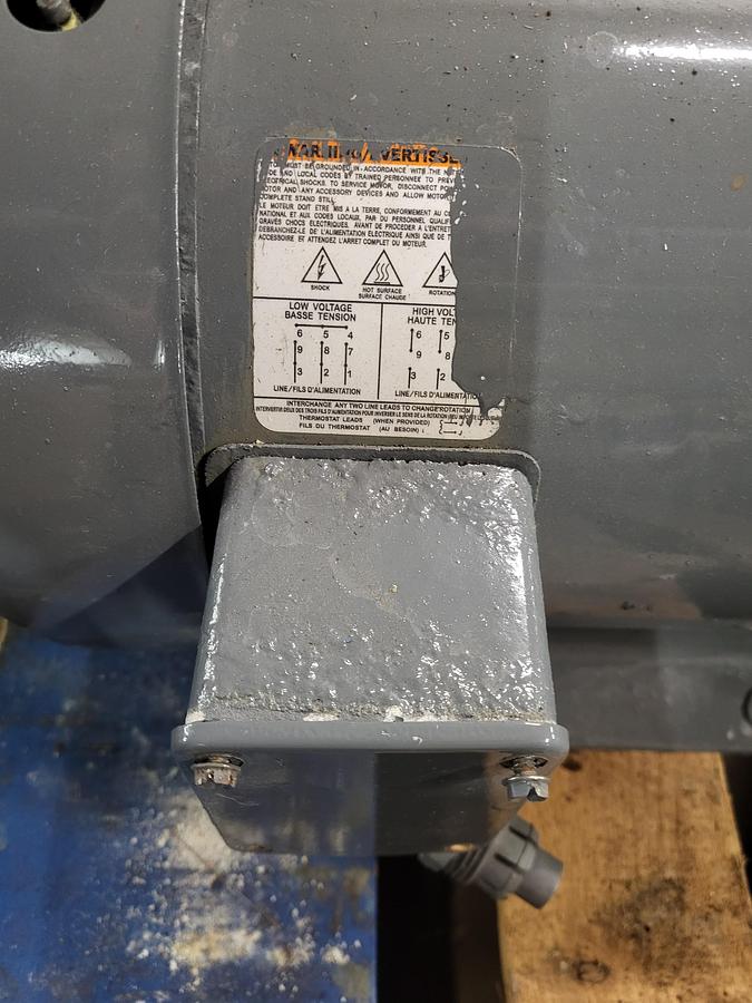 Used Flowserve motor & pump 42055508 3 HP 208-230/460 v 3500 rpm / pump: stk#10117250 / 1850842-01