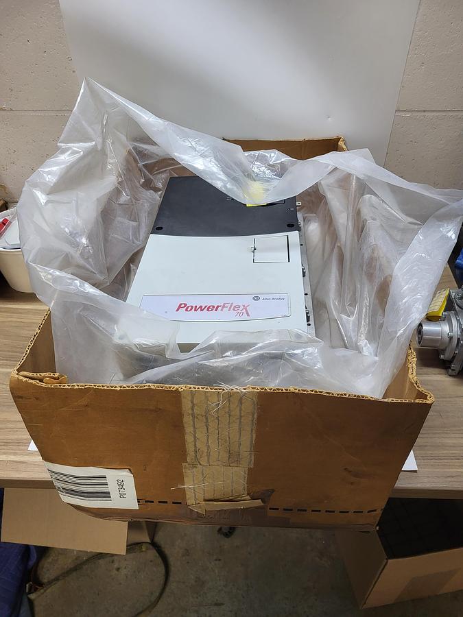 Allen-Bradley Powerflex 70 20AD065A0AYNANC0 Ser.A