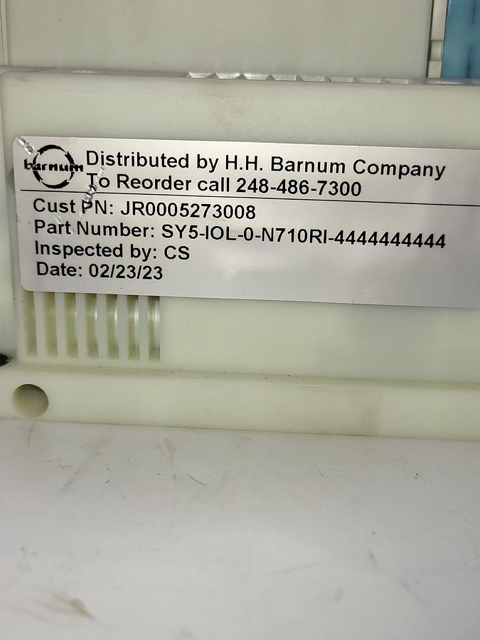 Used SMC SY5-IOL-0-N710RI W/ 10 solenoids SY5200 - 5UI - NA & EX260-SIL1 Serial Transmission System output