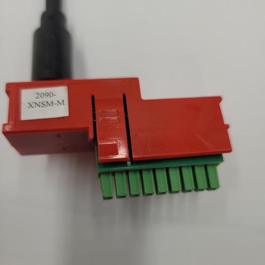 Used ALLEN BRADLEY A22105-134-12 & SAFE-OFF MIDDLE DRIVE HEADER GENUINE 2090-XNSM-M