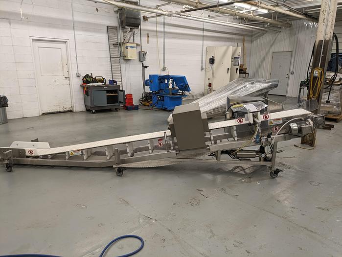 Used Fortress Stealth metal detector, Satinless steel conveyor ( food grade)