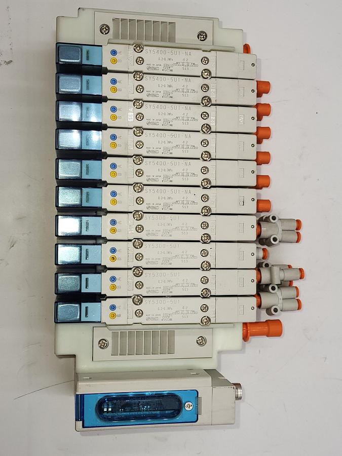 Used SMC SY5-IOL-0-N710RI W/ 10 solenoids SY5200 - 5UI - NA & EX260-SIL1 Serial Transmission System output